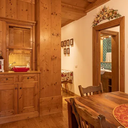 Casa Ciclamino, Direttamente Sul Corso Di Cortina Dampezzo Cortina d'Ampezzo