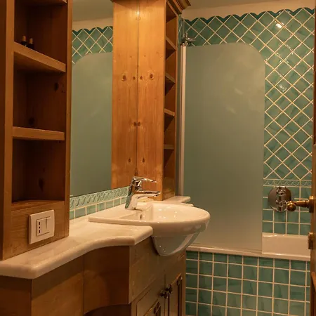Casa Ciclamino, Direttamente Sul Corso Di Cortina Dampezzo Cortina d'Ampezzo