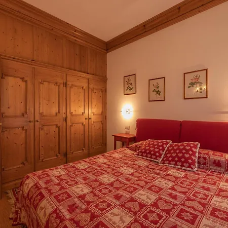 Casa Ciclamino, Direttamente Sul Corso Di Cortina Dampezzo